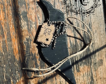 Primitive Home Decor Distressed Crow Ornament