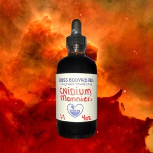 sealed dark amber glass dropper bottle of organic Cnidium Monnieri Seed extra-strength 1:1 tincture made by boss bodyworks