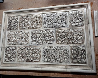 Medallón o mural de azulejos cerámicos para el salpicadero de tu cocina. Champán con marco liso, beige mate