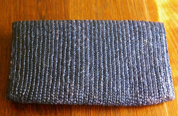 Vintage blue woven straw envelope clutch - image 4