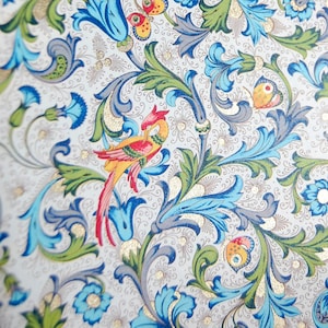 Florentine Paper: Gold Highlighted Floral Bird Design (2 Sheets 5" x 4.25")