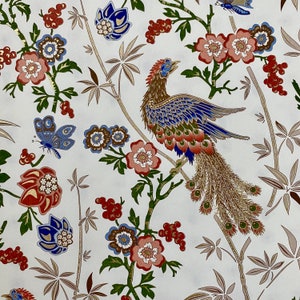 Florentine Paper: Gold Highlighted Floral Bird Print (4.25&quot; x 5&quot;, Two Sheets)