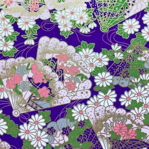 Japanese Chiyogami, Yuzen Paper, Origami Paper, Gold Floral Paper, Decorative Paper, Japanese Paper, Collage Art, 2 Sheets 5&quot; x 4.25&quot;