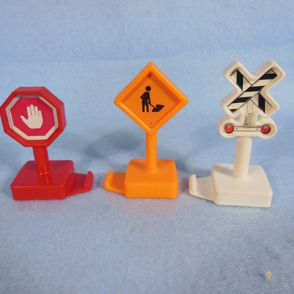 Vintage-Fisher Price-3 Signals-Stop Sign--Railroad Crossing--Workers
