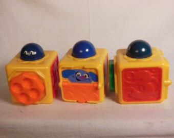 Vintage-2000-Fisher Price-Stacking Activity Blocks-#74121