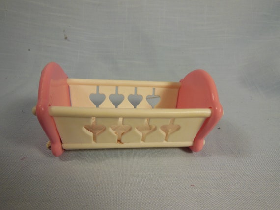 fisher price doll crib