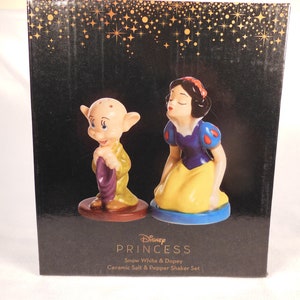 Vintage Walt Disney-Snow White and Dopey-Salt & Pepper Set--With Original Box
