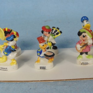 Vintage-Walt Disney--French Porcelain Feves-6--Musicians