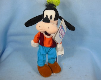 Vintage-Walt Disney-Goofy-Bean Bag-10" Tall-Disney Store