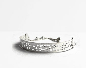 Adjustable sterling silver slider bracelet, pierced silver plated bangle, unique gift, adjustable leaf silver bangle, box chain bracelet
