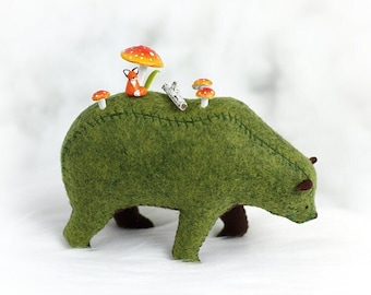 The Fox and the Bear / Grizzly Bear Soft Sculpture / Artist Bear / Woodland Decor / Nature Lover Gift / Felt Animal Bear / Forest Spirit
