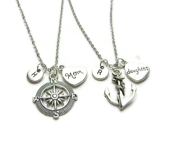 necklace from mom to daughter