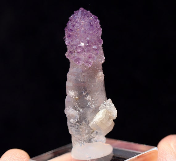 New Find. Sparkling gem Quartz var. Amethyst scepter crystal. Kakamunurle Mine, Karur Dist., Tamil Nadu, India. 40 mm tall