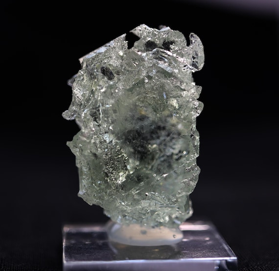 Etched Beryl var. Aquamarine. Sao Geraldo do Baixio, Minas Gerais, Brazil