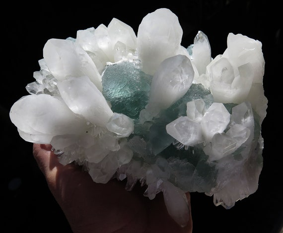 8.75 pound Fluorite on Quartz. Pasto Bueno, Pampas District, Pallasca Province, Áncash, Peru. Crystals all around.