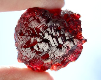 Lustrous Spessartine Garnet. 111 grams. Navegadora claim, Penha do Norte, Conselheiro Pena, Minas Gerais, Brazil