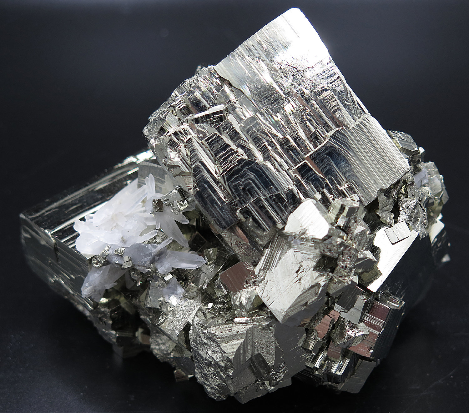 High Interest 3 interlocking Pyrite Cubes (and many more) with Quartz