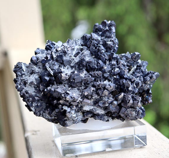 Twinned Galena with quartz and Sphalerite. Krushev dol mine, Madan, Rhodope Mts., Smolyan Oblast, Bulgaria. 5.25 inch across.