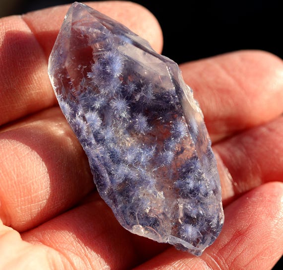 Scarce Acicular Dumortierite Included, big window clear Quartz crystal. Vaca Morte Bahia, Brazil. 131.1 Carat. Sprays are RARE. See video