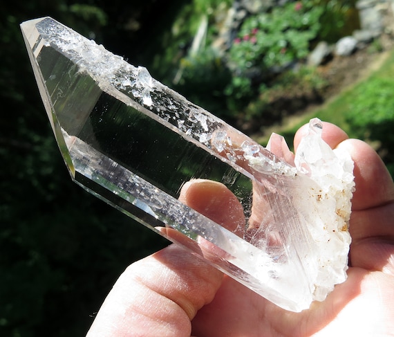 High quality Icy clear quartz Crystal with barnacles 191.7 grams. Ron Coleman mine, Garland Co., Arkansas, USA 4.5 inch