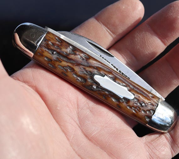 Miller Bros. Cut Co., Meridian Connecticut Tackler equal end Knife 4.25" closed