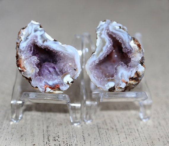 Choice Tabasco geode amethyst crystal pair. Natural with polished face. Tabasco, Zacatecas, Mexico
