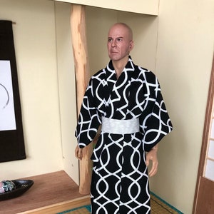 Black and white yukata / kimono for 1/6 scale doll