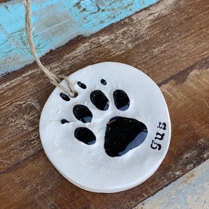 Pet Paw Print ornament in ceramic in black