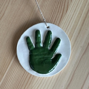 Handprint 3-4 Inch Circle Ornament Kit in evergreen for Newborns  on Natural twine