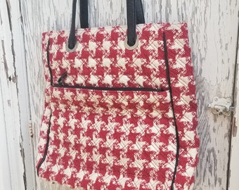 Limited edition Vera Bradley Vintage houndstooth purse 14x13x4 authentic hardware lg storage tote carrying handle red white cloth bag fabric