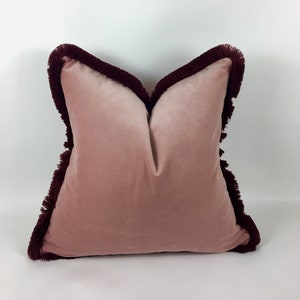 Dusty pink with burgundy fringe pillow // dusty pink velvet cushion // pink cushion with brush fringe trim