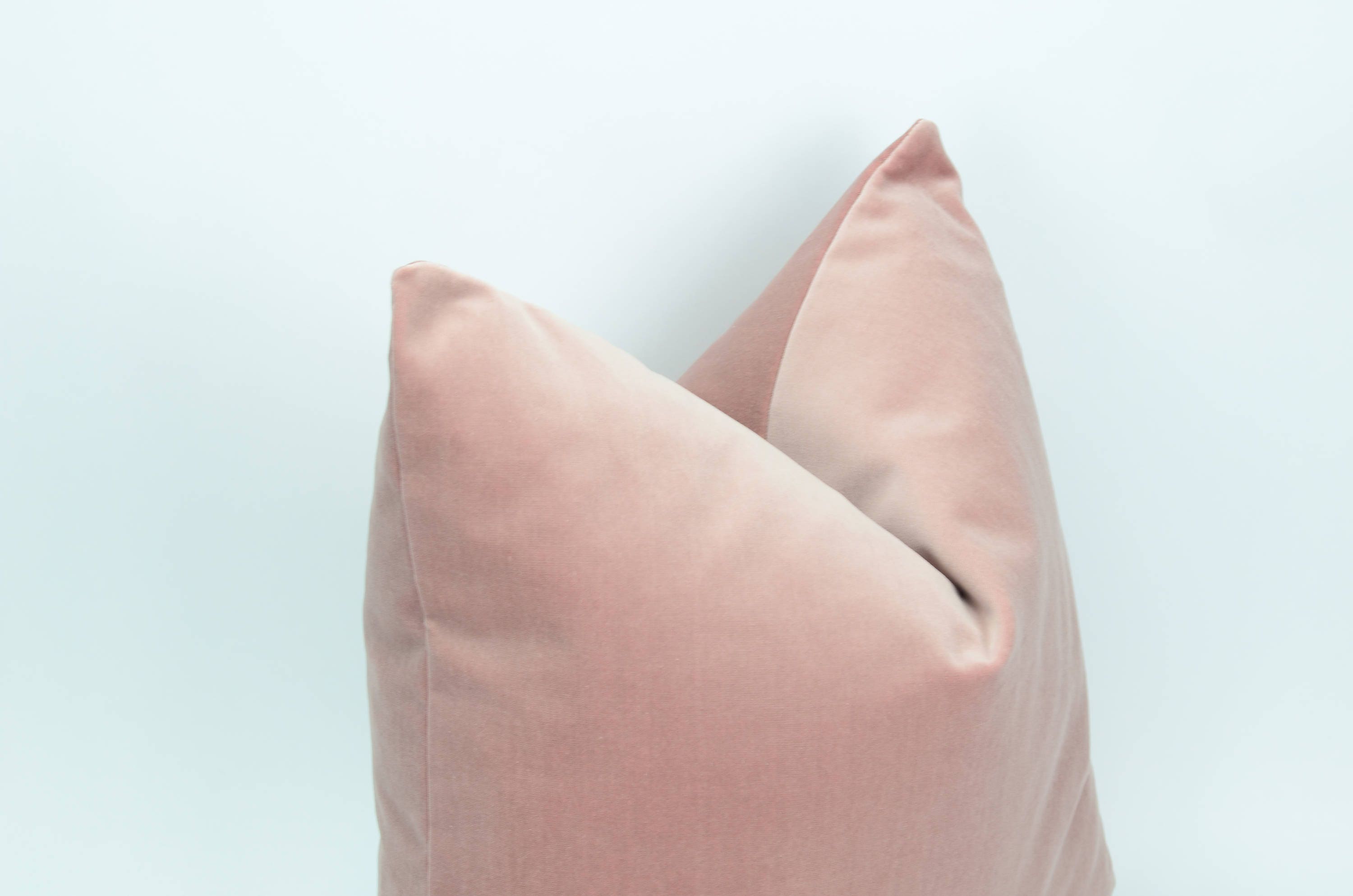 Dusty Pink Velvet Pillow // Dusty Pink Velvet Cushion // Etsy UK