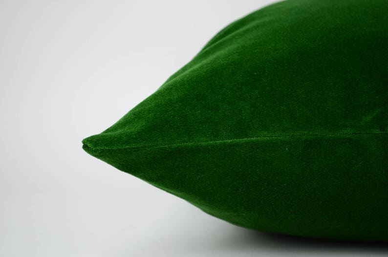 emerald green velvet pillow cover // emerald green velvet cushion // green velvet pillow // velvet pillow image 5