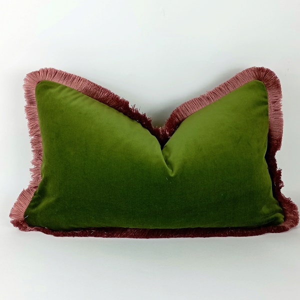 almohada de terciopelo con flecos rosa verde, cojín de terciopelo verde y rosa, almohada con flecos de terciopelo, cojín verde y rosa