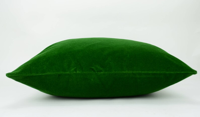 emerald green velvet pillow cover // emerald green velvet cushion // green velvet pillow // velvet pillow image 4