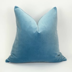 cornflower blue velvet pillow // blue velvet pillow // light blue velvet cushion //