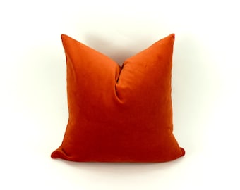 rusty orange velvet // pumpkin orange pillow // pumkin velvet pillow
