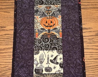 Spooky Halloween Quilted Table Runner, Black and Orange Halloween Theme Table Decor, Skinny Halloween Fabric Table Topper