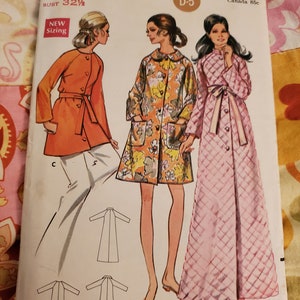 Butterick 5556 sewing pattern size 10 robe uncut and ff pattern pieces