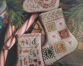 Original Design not a Reproduction Vintage The Prairie Schooler Stockings Christmas Ornaments Number 119 Cross Stitch Leaflet