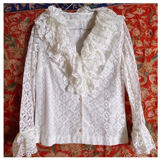 White Laced Daisy Diamond Checked Blouse  60s VTG… - image 3