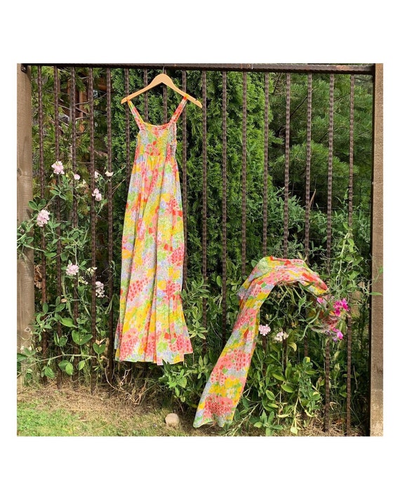 60s Psychedelic Spring Princess Dress with hooded… - image 4