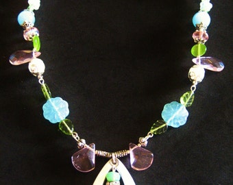GRACIOUS GARDEN Glass Beaded Necklace