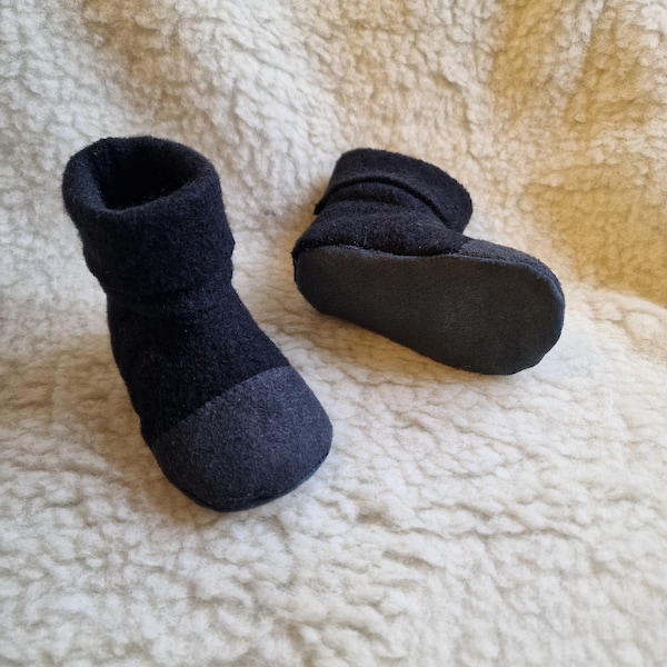 Botas pantuflas negras de lana hervida para niños: zapatos de interior ecológicos con suela suave