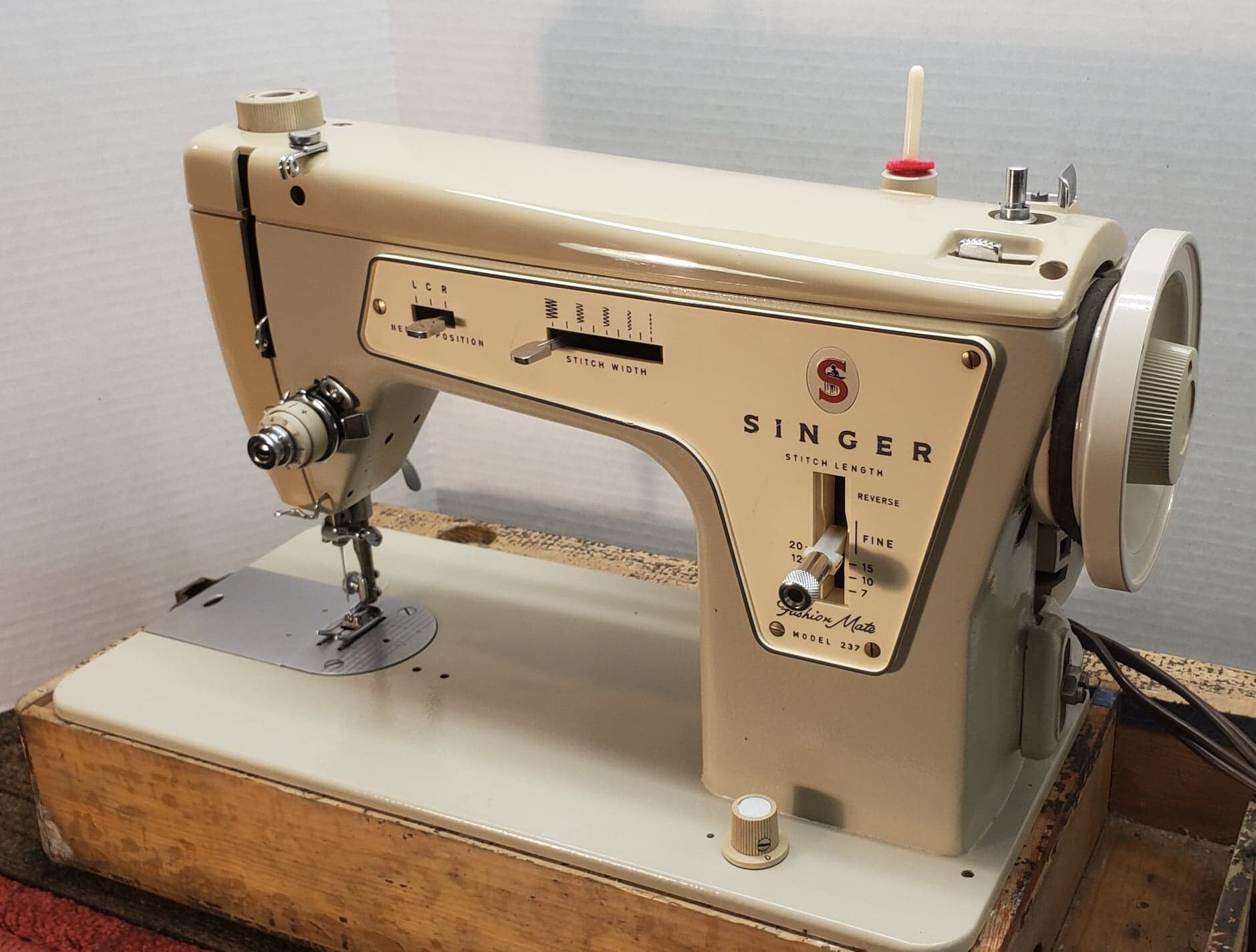 Restored Italian Singer 237 Vintage Sewing Machine by | Etsy
