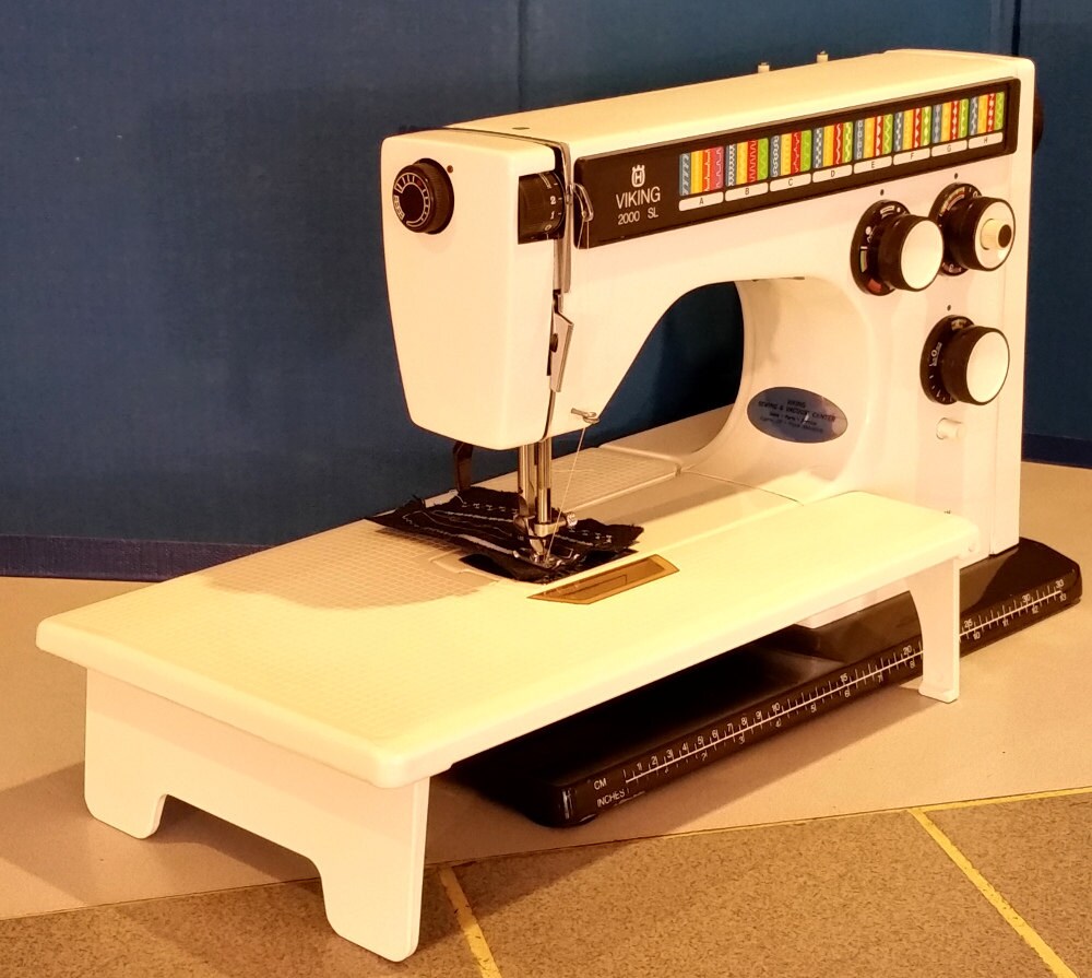 Restored Viking Husqvarna 2000 SL Model 6460 Vintage Sewing