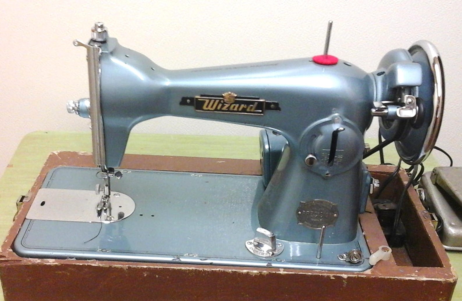 Restored Wizard Precision 040 Vintage Sewing Machine by Etsy