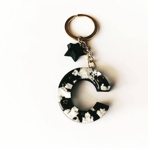 Llavero de nubes, llavero de cielo nocturno, llavero personalizado, llavero de letra inicial