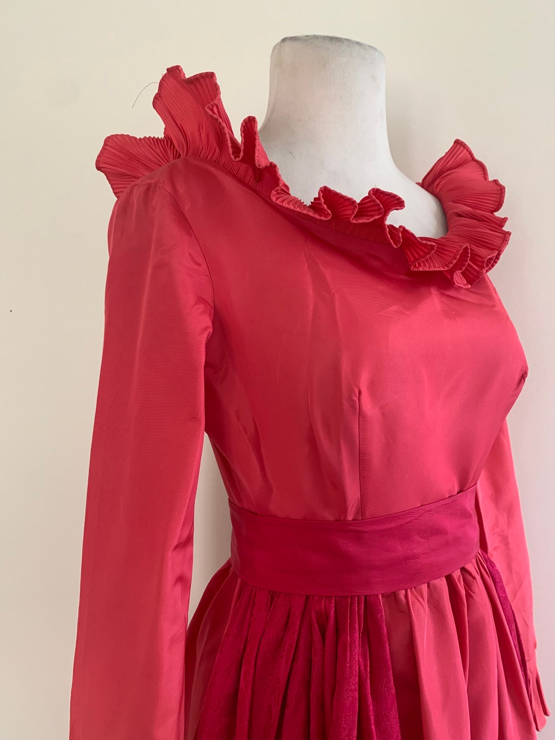 Retro Raspberry Ruffle Tin Vintage 1970s Raspberry Pink Ruffled Evening Dress / Vintage 70s ...