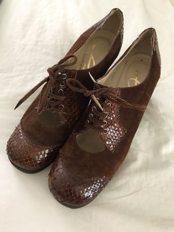 Vintage 1960s Brown Suede Platform Shoes / Vintage
